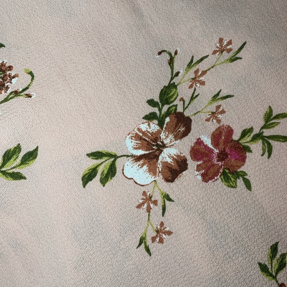 Pink blouse - Picture 2 of 6